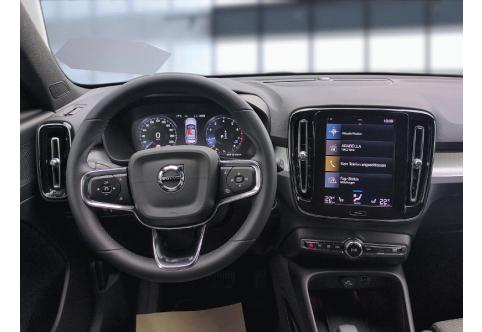 Volvo XC40 #9