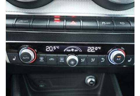 Audi Q2 #12