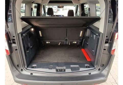 Ford Tourneo Courier #7