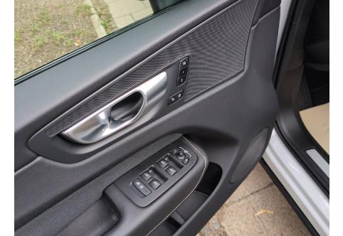 Volvo XC60 #6
