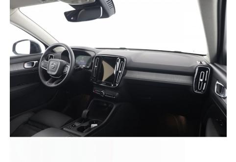 Volvo XC40 #13