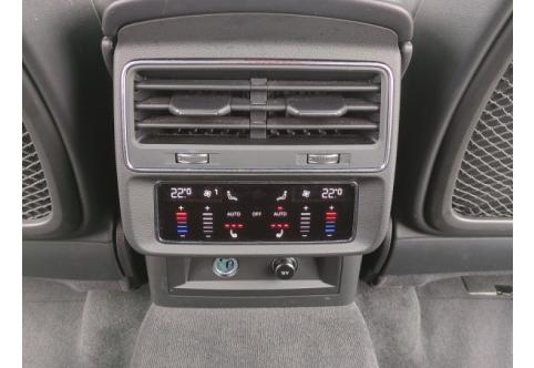 Audi SQ8 #11