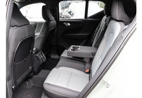 Volvo XC40 #14