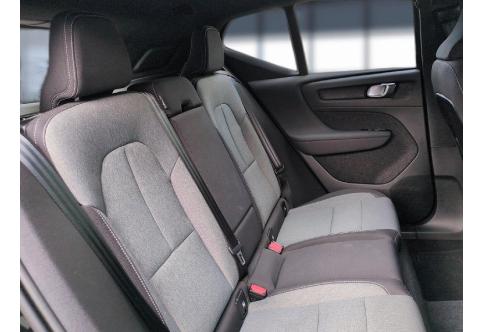 Volvo XC40 #13