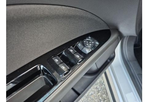 Ford Mondeo #9