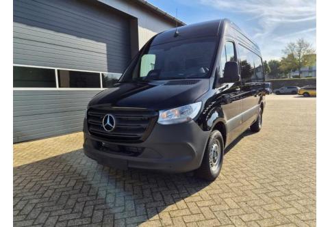 Mercedes-Benz Sprinter #2