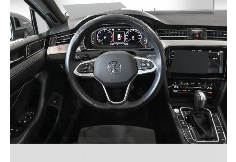 VW Passat #12
