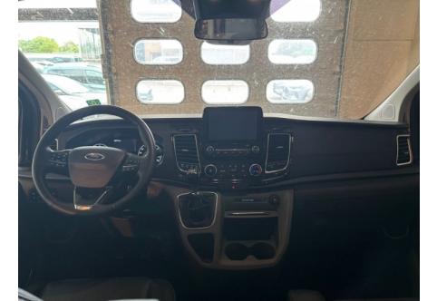 Ford Tourneo Custom #4