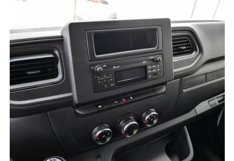 Nissan Interstar #11