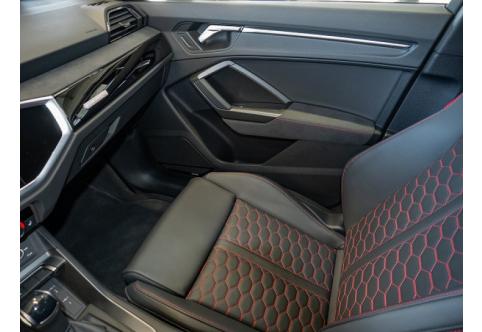 Audi RSQ3 #12