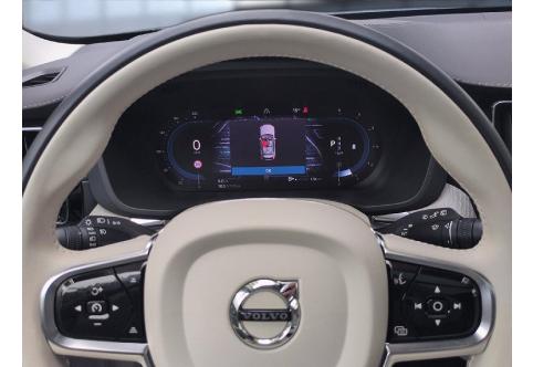 Volvo XC60 #10