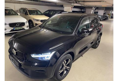 Volvo XC40 #13