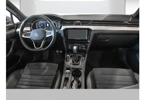 VW Passat #11
