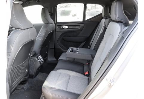 Volvo XC40 #14