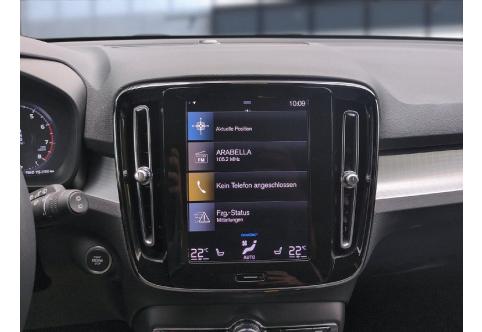 Volvo XC40 #11