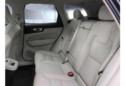 Volvo XC60 #12