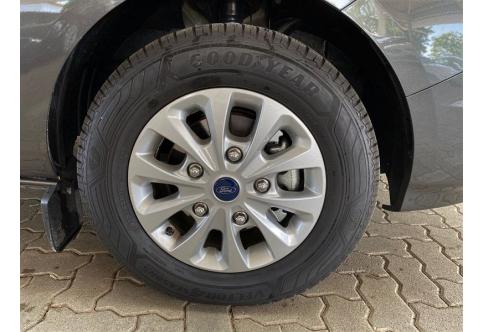 Ford Tourneo Custom #21