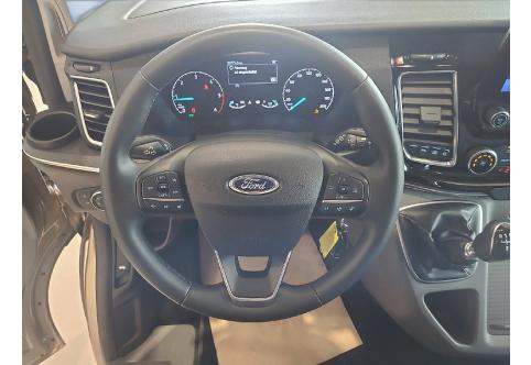 Ford Tourneo Custom #9