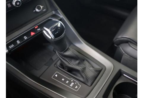 Audi RSQ3 #15