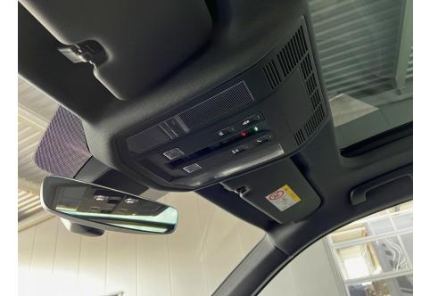 VW Touareg #12