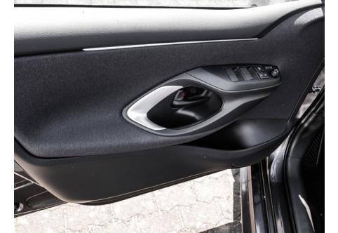 Mazda Mazda2 #16