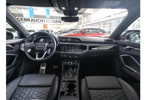 Audi RSQ3 #6