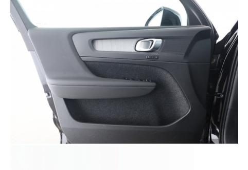 Volvo XC40 #14