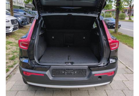 Volvo XC40 #16