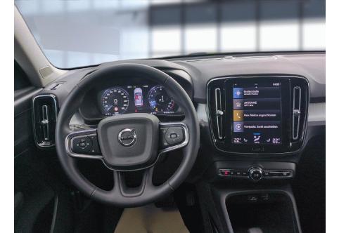 Volvo XC40 #9