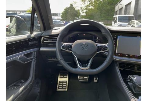 VW Touareg #9