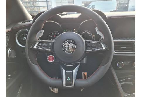 Alfa Romeo Stelvio #14