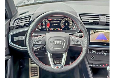 Audi Q3 #15