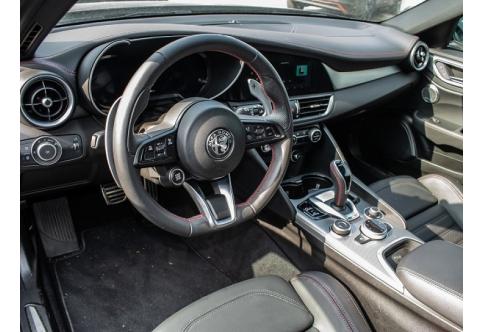 Alfa Romeo Giulia #5