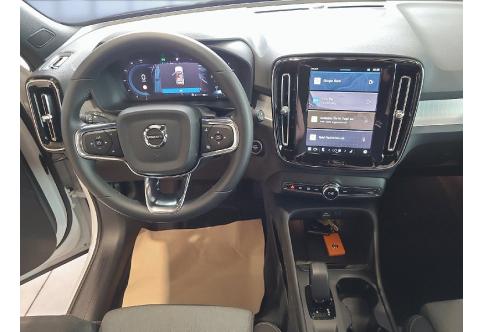 Volvo XC40 #10