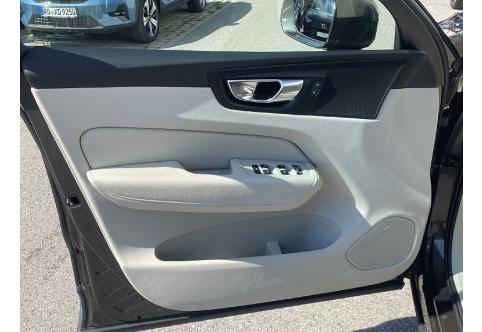 Volvo XC60 #8