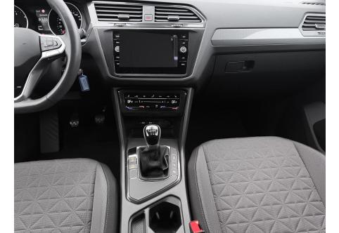 VW Tiguan #14