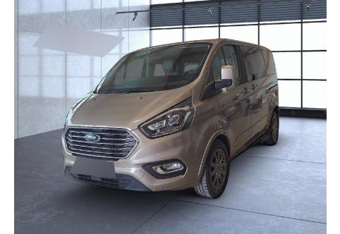 Ford Tourneo Custom #1