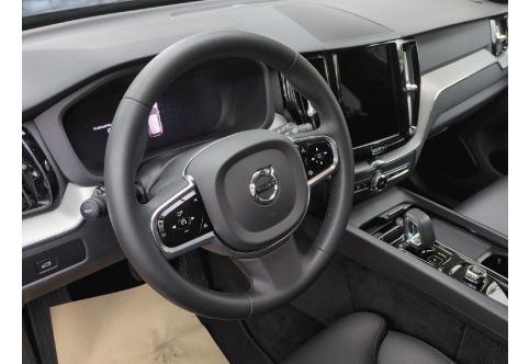 Volvo XC60 #8