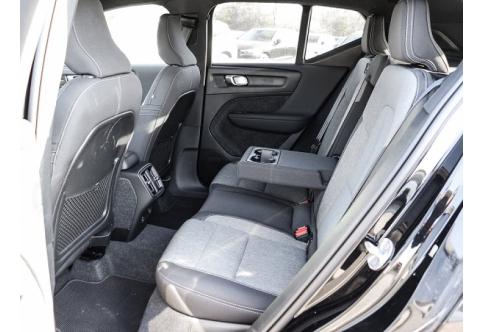 Volvo XC40 #13