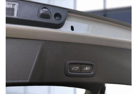 Volvo XC40 #13
