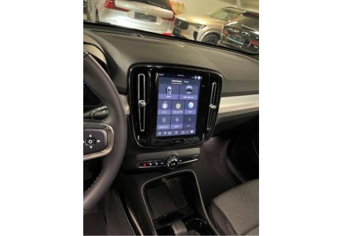 Volvo XC40 #11