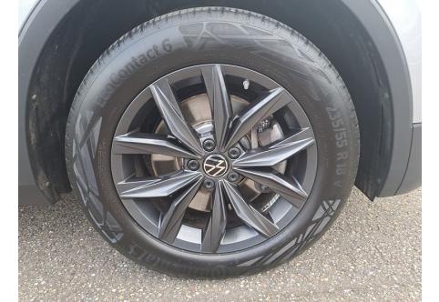 VW Tiguan #25