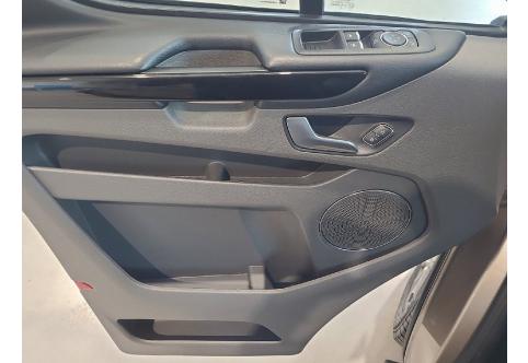 Ford Tourneo Custom #5