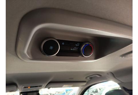 Ford Tourneo Custom #27