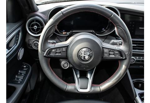 Alfa Romeo Giulia #7