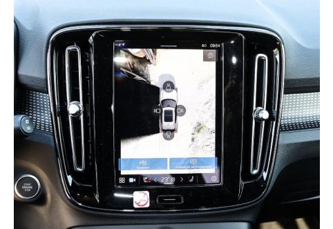 Volvo XC40 #9
