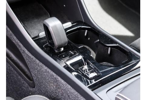 Volvo XC40 #12